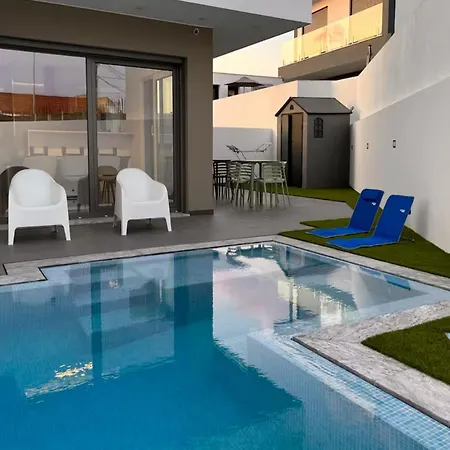 Luxury House With Pool And Near Lisbon Vila *