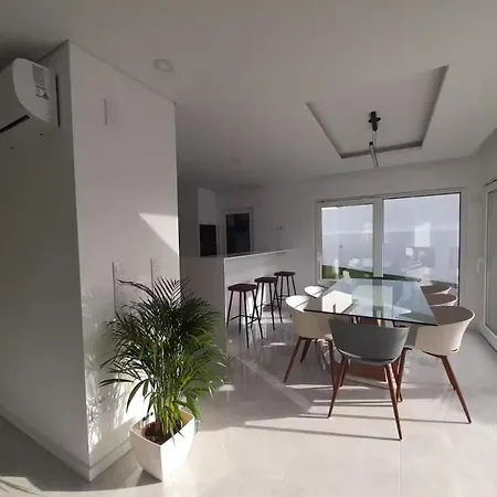 Luxury House With Pool And Near Lisbon Vila