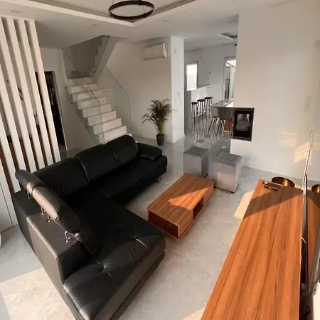 Luxury House With Pool And Near Lisbon Vila *